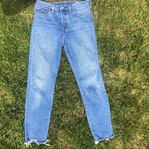 Levi’s jeans in amazing condition!